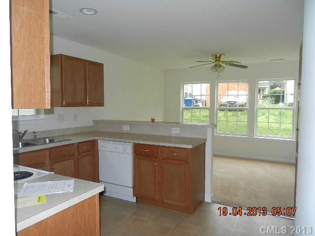 Property image 3 at 521 Underhill Lane, Mooresville, NC 28115