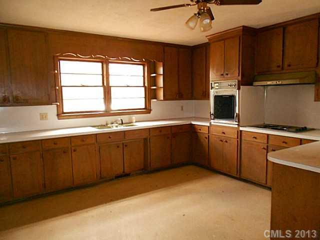 Property image 4 at 1208 Johnson Drive, Cherryville, NC 28021