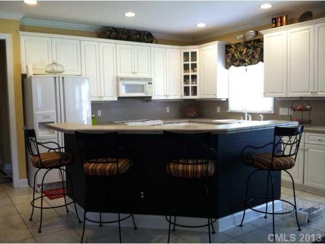 Property image 4 at 106 E Barrington Court, Salisbury, NC 28146