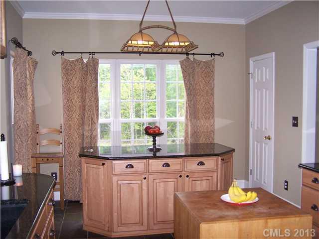 Property image 3 at 2030 Lynmore Drive, Sherrills Ford, NC 28673