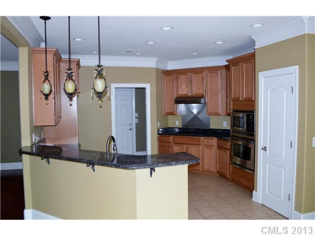 Property image 3 at 250 Streamside Place, Mooresville, NC 28115