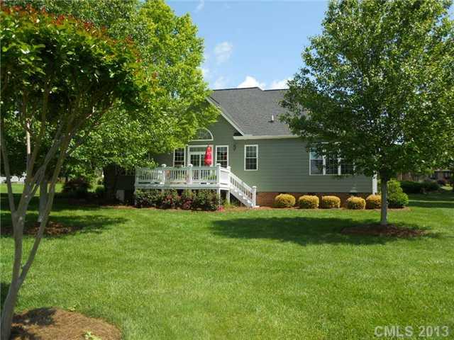 Property image 5 at 142 Turnberry Lane, Mooresville, NC 28117