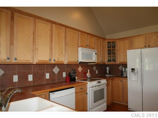 Property image 5 at 104 Grand Bay Drive, Mooresville, NC 28117