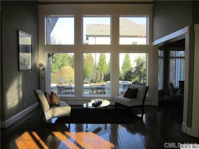 Property image 2 at 3031 Sharon Road, Charlotte, NC 28211