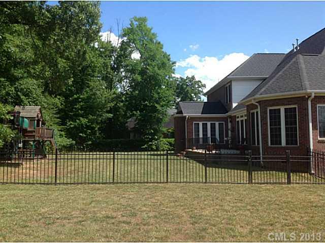Property image 2 at 5102 Iveystone Court, Belmont, NC 28012