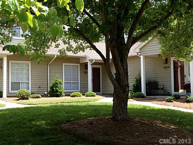 1654 Robins Nest Court