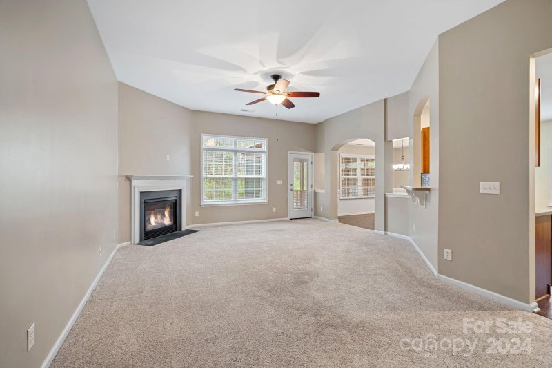 Property image 3 at 10217 Little Whiteoak Road, Charlotte, NC 28215
