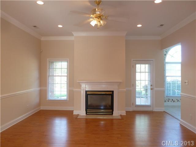 Property image 5 at 1542 Elkhart Circle, Gastonia, NC 28054