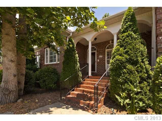 Property image 2 at 1015 Marguerite Drive, Lowell, NC 28098