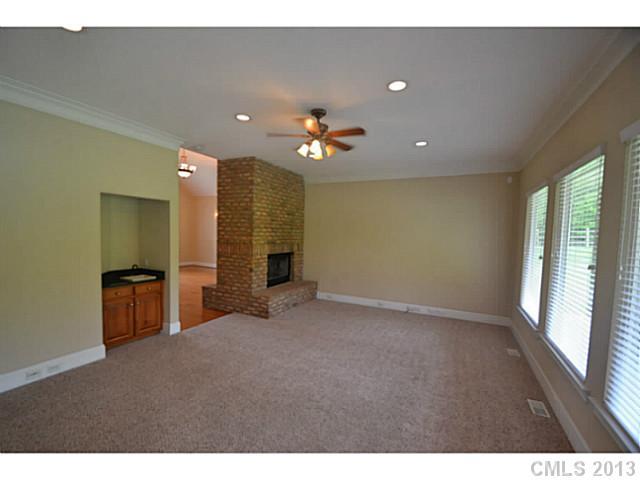 Property image 4 at 137 Wildwood Cove Drive, Mooresville, NC 28117
