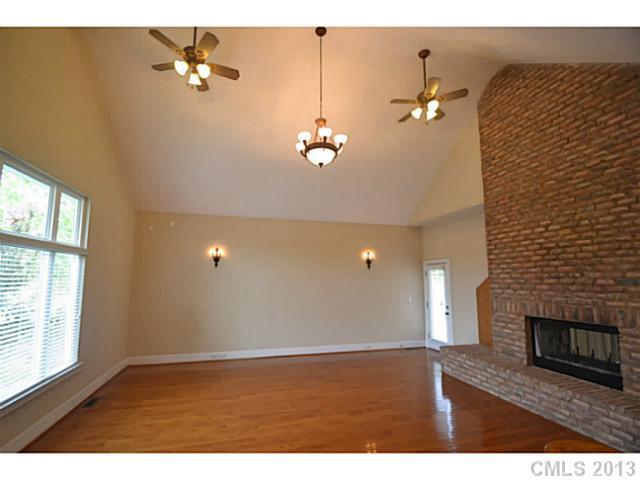 Property image 5 at 137 Wildwood Cove Drive, Mooresville, NC 28117