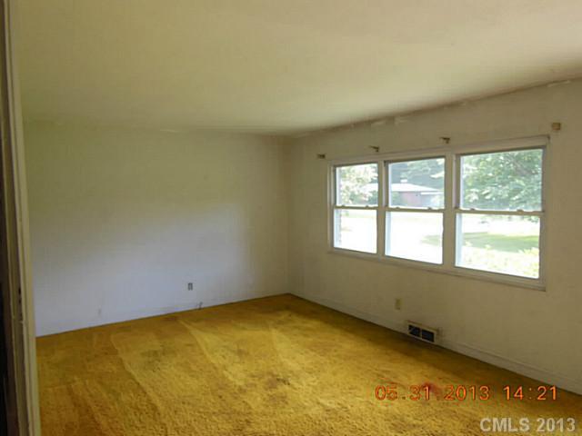 Property image 3 at 5244 Lewhaven Drive, Charlotte, NC 28208