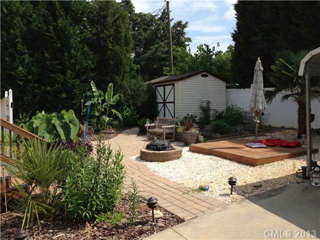 Property image 2 at 121 Driftwood Drive, Mooresville, NC 28117