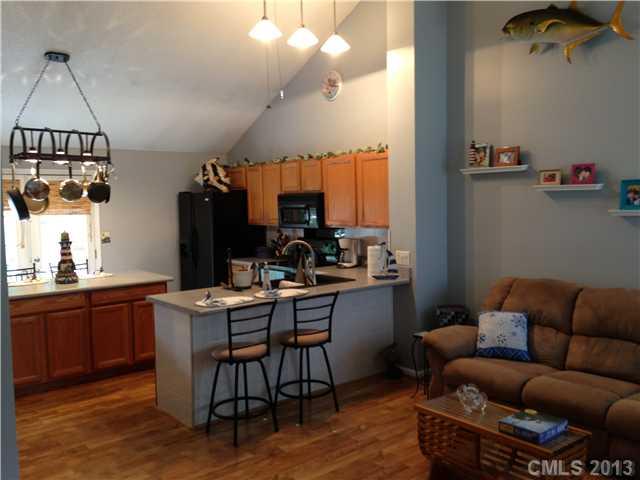 Property image 3 at 121 Driftwood Drive, Mooresville, NC 28117