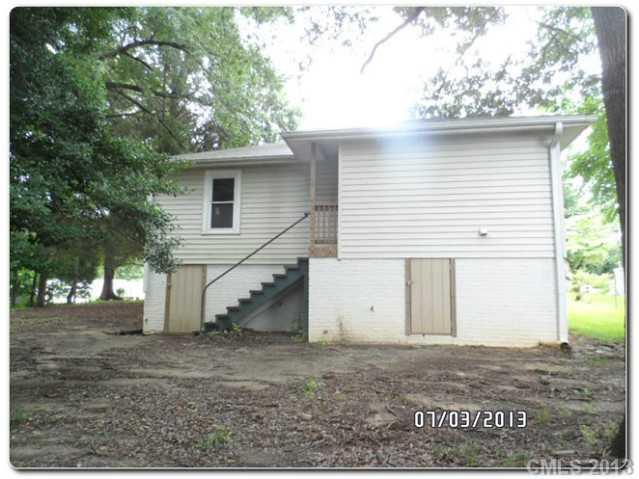 Property image 2 at 410 E Park Avenue, Gastonia, NC 28054