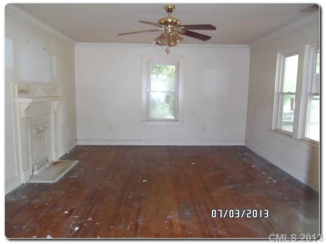 Property image 3 at 410 E Park Avenue, Gastonia, NC 28054