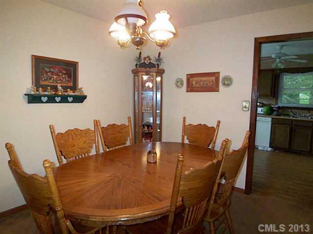 Property image 3 at 125 Oaklawn Road, Statesville, NC 28625