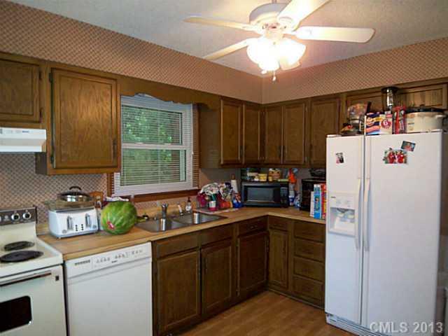 Property image 4 at 125 Oaklawn Road, Statesville, NC 28625