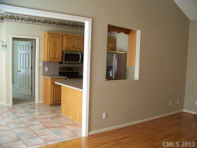Property image 2 at 407 Ne 9th Avenue, Conover, NC 28613