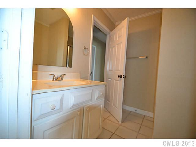 Property image 3 at 7226 Cobblecreek Drive, Matthews, NC 28104