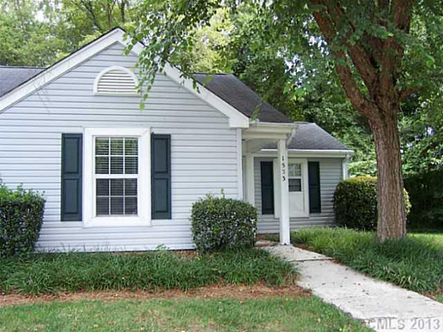 1533 Hunt Club Court