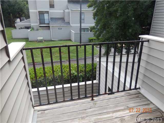 Property image 4 at 1625 Merry Oaks Road, Charlotte, NC 28205