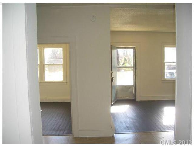 Property image 2 at 2120 B Avenue, Charlotte, NC 28216