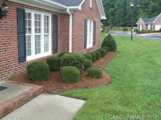 Property image 2 at 551 Queen Brogan Court, Gastonia, NC 28054