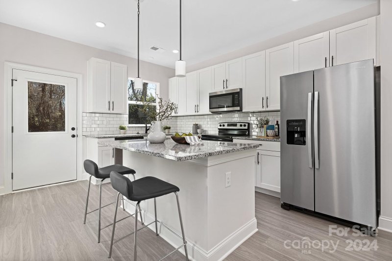 Property image 2 at 2128 B Avenue, Charlotte, NC 28216