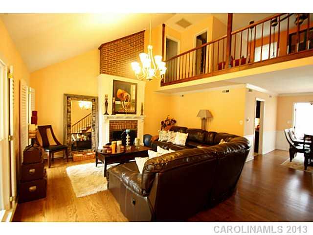 Property image 3 at 6732 Carmel Hills Drive, Charlotte, NC 28226