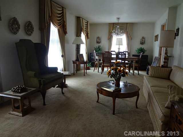 Property image 3 at 5918 Olinda Street, Charlotte, NC 28215