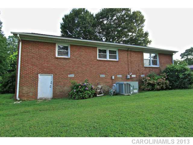 Property image 4 at 10 Spruce Pine Drive, Belmont, NC 28012