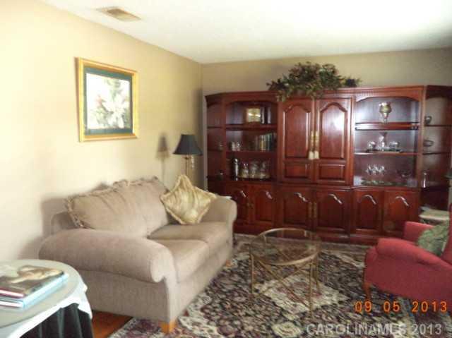 Property image 3 at 558 Dixie Drive, Mooresville, NC 28115