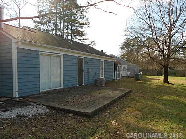 Property image 2 at 6929 Delta Lake Drive, Charlotte, NC 28215