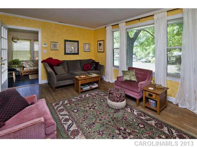 Property image 2 at 2016 Dalehurst Drive, Charlotte, NC 28205