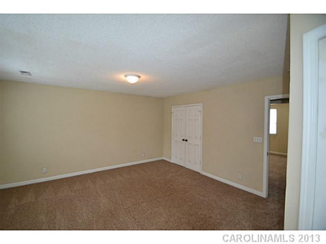 Property image 3 at 7226 Cobblecreek Drive, Matthews, NC 28104
