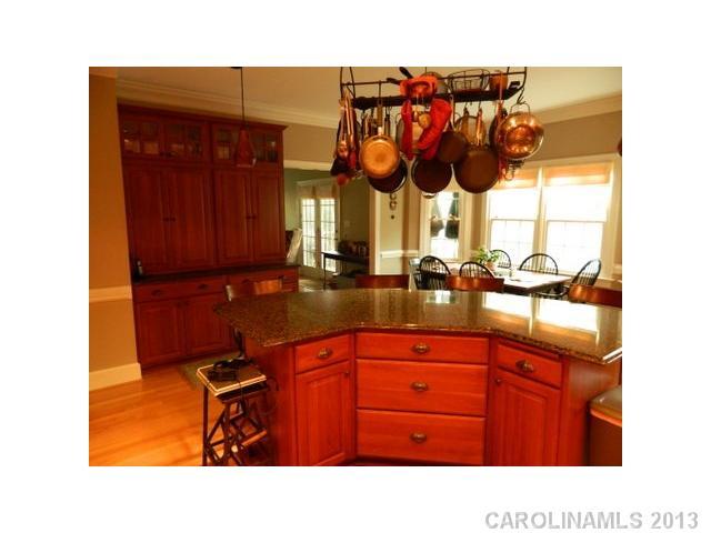 Property image 4 at 1065 Kite Court, Matthews, NC 28104