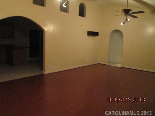 Property image 3 at 2791 Ne 5th Avenue, Hickory, NC 28601