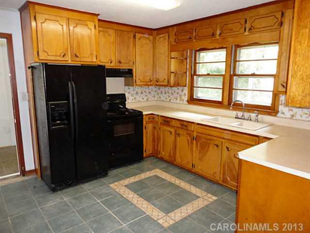 Property image 3 at 1814 Davis Park Road, Gastonia, NC 28052