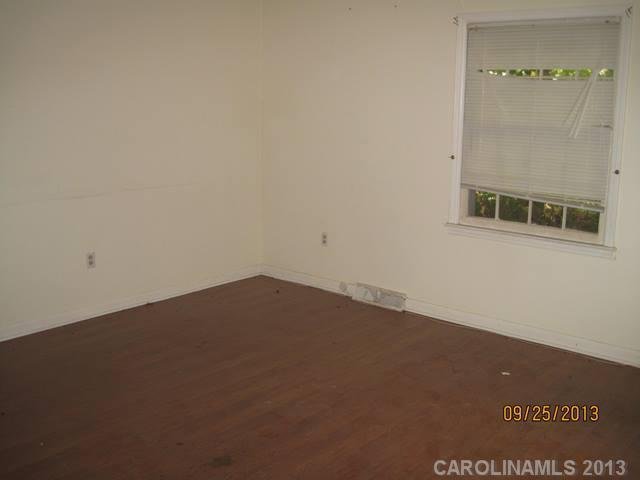 Property image 3 at 5527 Cutshaw Court, Charlotte, NC 28215