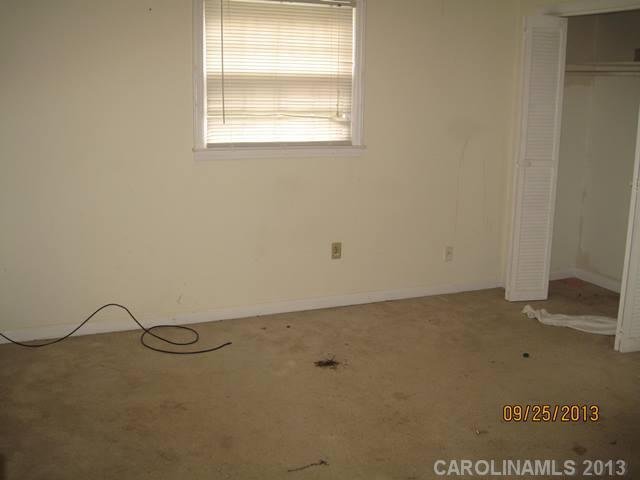 Property image 5 at 5527 Cutshaw Court, Charlotte, NC 28215