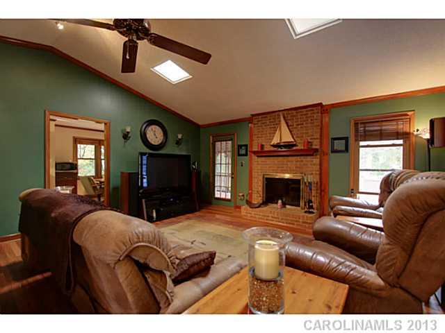 Property image 3 at 6506 Carmel Hills Drive, Charlotte, NC 28226