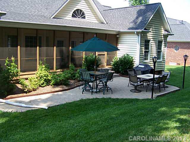 Property image 2 at 1017 Marguerite Drive, Lowell, NC 28098