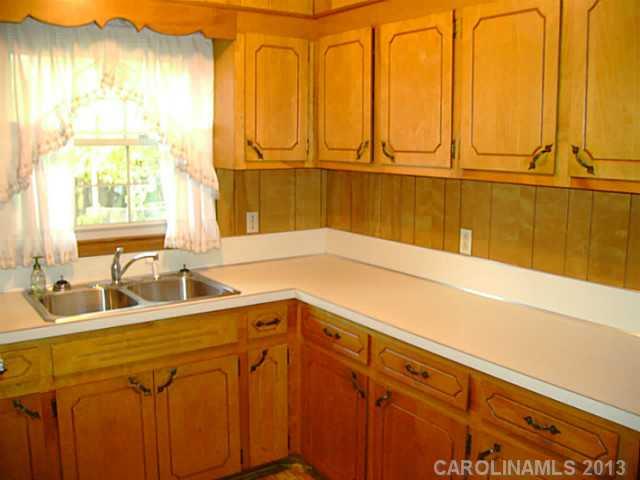 Property image 5 at 2 Spruce Pine Drive, Belmont, NC 28012