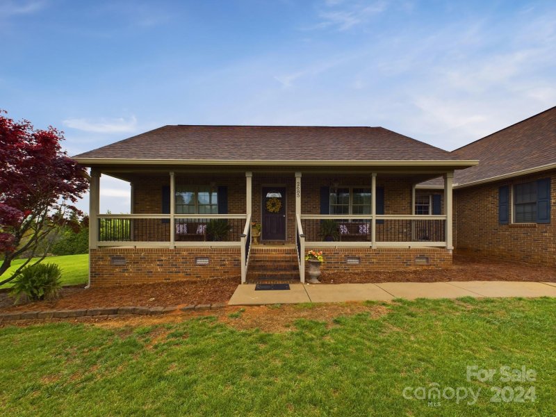 Property image 2 at 2685 Carriage Lane, Lincolnton, NC 28092