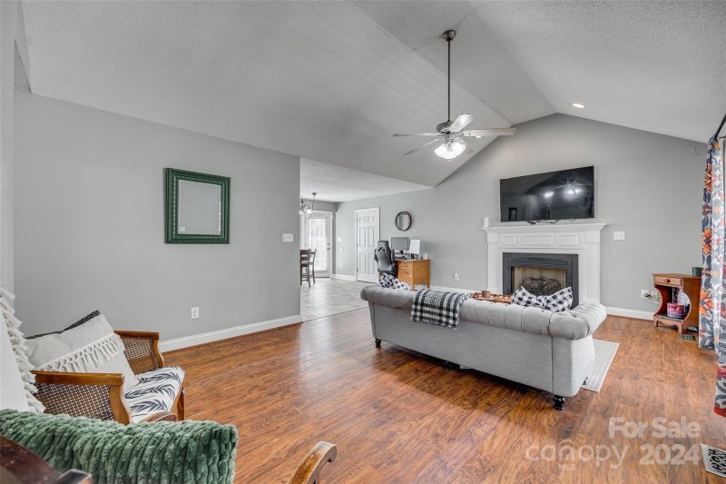 Property image 3 at 914 Ragin Lane, Rock Hill, SC 29732