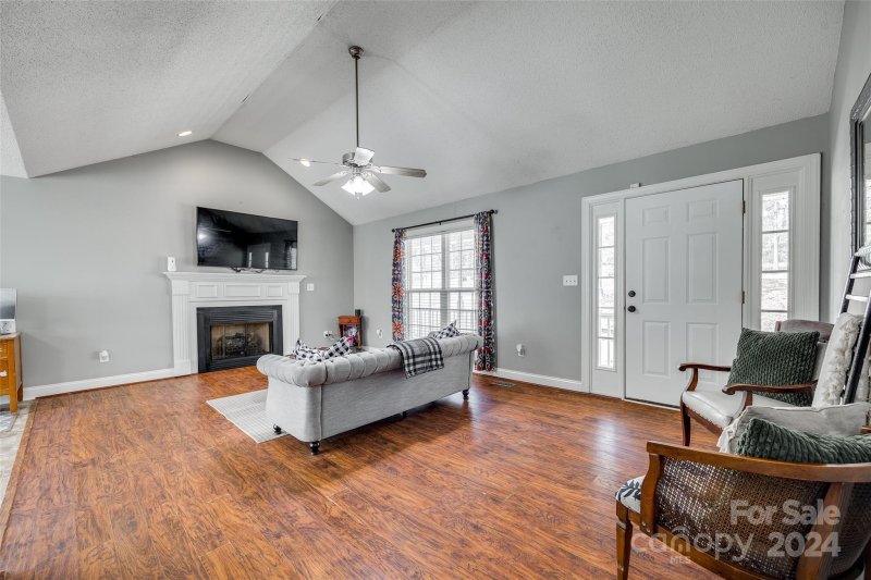 Property image 4 at 914 Ragin Lane, Rock Hill, SC 29732