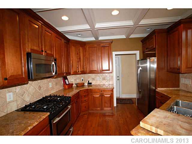 Property image 5 at 173 Yellow Jacket Circle, Mooresville, NC 28117