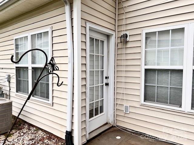 Property image 2 at 2123 Lennox Square Road, Charlotte, NC 28210