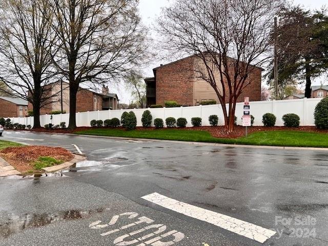 Property image 3 at 2123 Lennox Square Road, Charlotte, NC 28210